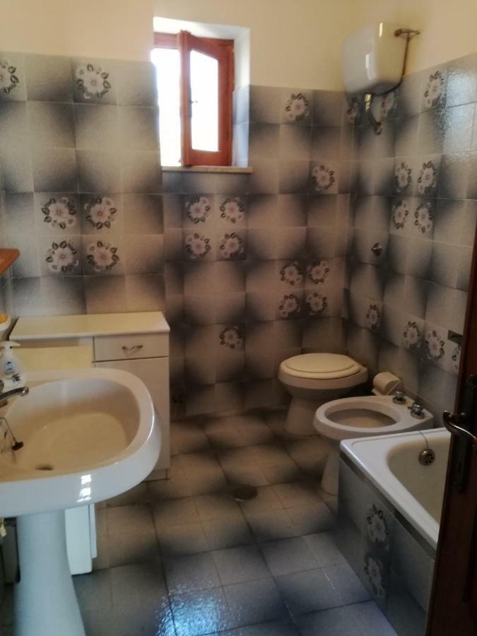 Casa La Calicchia Pensionat Norma Exteriör bild